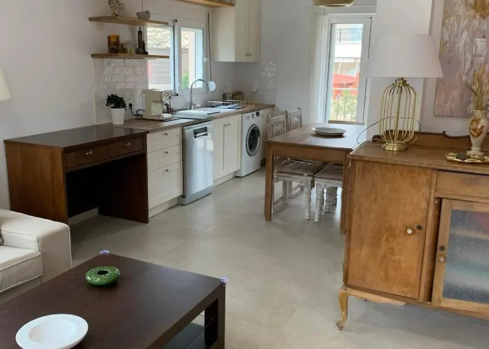 Tranquil Modern Retreat In Kefalonia